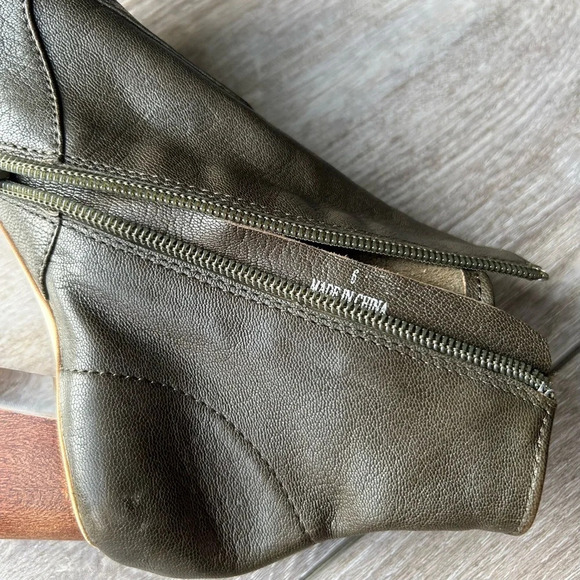 Jeffrey Campbell Kovac Bootie  With Chunky Heel - Picture 10 of 13